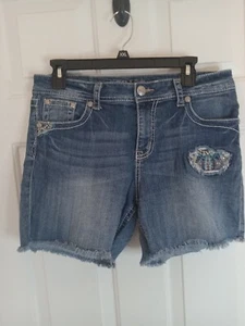 Pantalones cortos de mezclilla GRACE in LA Cutoff de 6” plumas bordadas estrás desgastados 31 - Imagen 1 de 18
