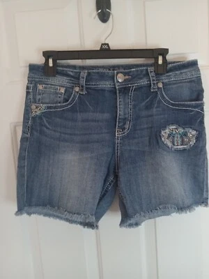 Pantalones cortos de mezclilla GRACE in LA Cutoff de 6” plumas bordadas estrás desgastados 31 Foto 1 de 4