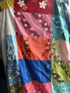 Vintage Hawaiian Patch Quilt 116” X 138” - Picture 1 of 8