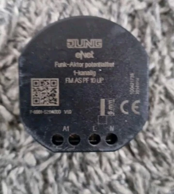 Jung eNet Funk Potenzialfrei Aktor FM AS PF 10 UP / Baugleich Gira 542400 - Bild 1 von 4
