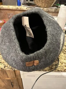 MEOWFIA Felt Cat Cave Handmade 100% Merino Wool for Cats Medium Gray 10”x16” NEW - Picture 1 of 11