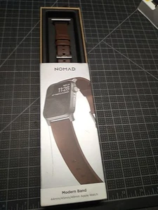 Bracelet de montre en cuir moderne Nomad pour Apple Watch 42 mm et 44 mm marron argent - Photo 1 sur 4