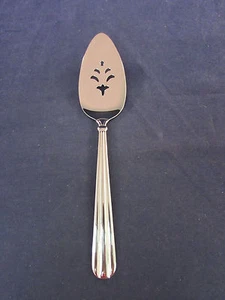 Oneida Stainless Flatware -  UNITY - Dessert Server / Servall  Made in the USA - Picture 1 of 3