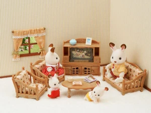 CALICO CRITTERS #CC1808 Comfy Living Room Set - New Factory Sealed - Picture 1 of 1
