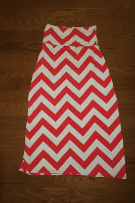 4 6 XS ❤️ FALDA DE VERANO ANA ❤️MAXI LARGA VERANO ZIG ZAG nueva PLIEGUE ❤️BLANCO-ROJO Foto 1 de 4