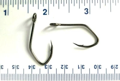 100 Matzuo 150010 black chrome sickle Siwash Open Eye fish hooks size 1