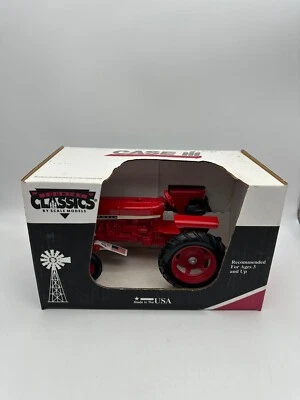 Modelos a escala Country Classics Case IH Farmall 656 escala 1/16 - NUEVO Foto 1 de 4