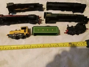 LOTE DE TRABAJO DE CARROCERÍA LOCO CALIBRE OO SE VENDE COMO REPUESTOS PIEZAS FALTANTES/DAÑADAS (D49) - Imagen 1 de 9