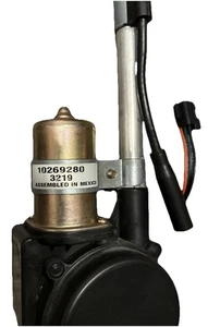 1993-2002 TRANS AM FIREBIRD RADIO POWER ANTENNA MOTOR MAST OEM USED - Picture 1 of 2