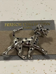 Schöne silberfarbene Dalmatiner Hund K9 rote Augen Strass Brosche Anstecknadel - Bild 1 von 10