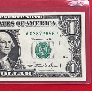1981 STAR NOTE $1 DOLLAR BILL ( BOSTON A) UNCIRCULATED - Picture 1 of 3