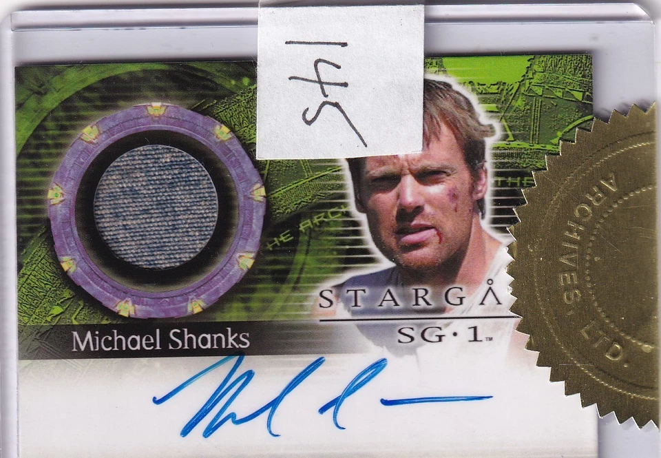 2008 STARGATE SG-1 AUTOGRAPH COSTUME CARD AC1 MICHAEL SHANKS AS DANIEL JACKSON - Image 1 of 2