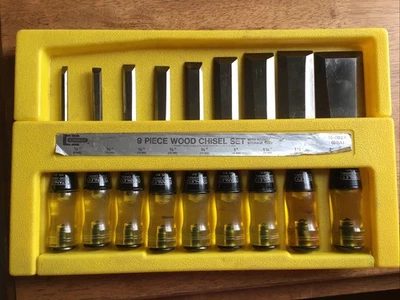 Vintage  Stanley 9 Piece Wood Chisel Set #16-602A with Storage Tray Used Lightly - Image 1 of 4