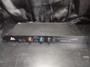 DBX 160XT Sound Compressor Limiter Signal Processor Recording Japan - Picture 1 of 14