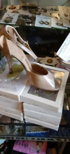 KIMEL TAUPE ALL LEATHER 1979 VINTAGE DELUXE DORSAY PEEP TOE DISCO ERA SHOES 7.5 - Picture 1 of 5