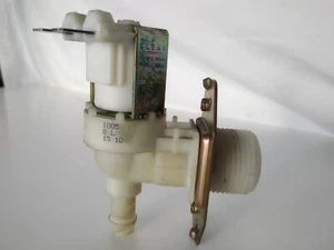 Elettrovalvola 90° gradi Lavatrice Lavastoviglie Candy Rex Electrolux mod. 10050 - Foto 1 di 3