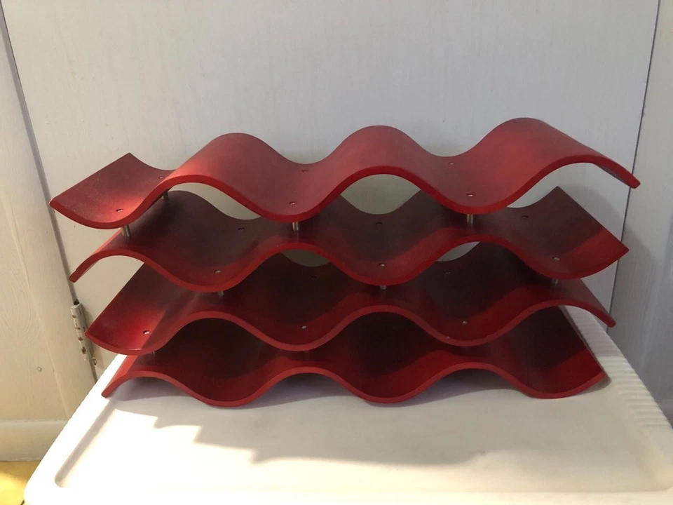 Красивый абстрактный декоративный держатель для винной бутылки - Изображение 1 из 4