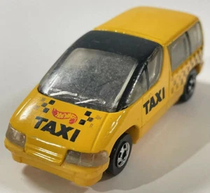 1990 HOT WHEELS LUMINA MINIVAN #259 YELLOW TAXI City Taxi Van - Picture 1 of 11