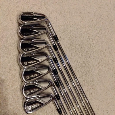 Bridgestone J15 ferri da stiro #5-9, Pw, Aw (7 club)/NSPRO 950GH/Flex: rigido/set di ferri - Immagine 1 di 4