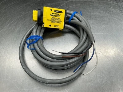 Banner SM312CVG Photoelectric Sensor with Cable - Image 1 of 2