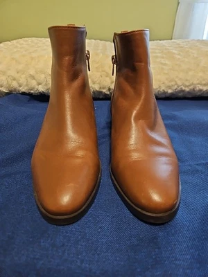 Coach Womans Brown Leather Ankle Boots Size 7 B Side Zip - Imagem 1 de 4