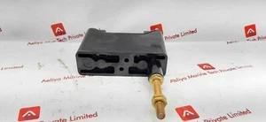 Red Spot Rs63 Fuse Holder - Picture 1 of 5