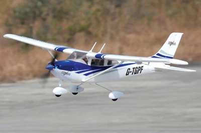 Top Gun Park Flite Cessna 182 RTF Trainer Blue with 2.4GHz Mode 2 Radio - Image 1 of 3