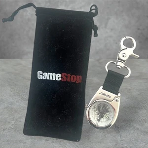 Reloj Capcom Chaos Legion Clip con Bolsa GameStop Promo - Imagen 1 de 1