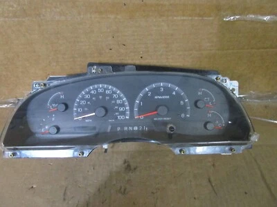 99 1999 Ford Expedition Speedometer Instrument Cluster Unknown Miles xl3f10849cb - Изображение 1 из 4