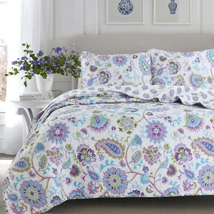 Lavender Purple Floral Paisley 3-Piece Quilt Set, Bedspread, Coverlet - Picture 1 of 5