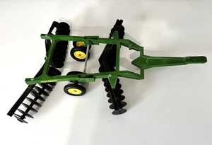 ERTL John Deere 1/16 Die Cast Tandem Disk Harrow Plough Tiller 5602-9011 - Picture 1 of 7