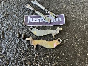 88-91 Honda Civic Crx Rear Drum Parking E Brake Cable Lever Bracket SH3 Set L&R - Picture 1 of 5