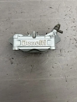 GENUINE BENELLI TRK 502 X FRONT RIGHT BRAKE CALIPER 2017-2021 BJ269MR-A - Image 1 of 4