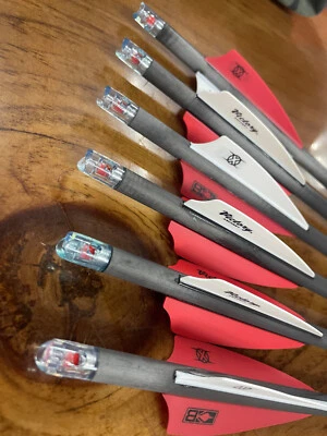 HORTON VICTORY ARROWS 6 VICTORY Crossbow Xbow 20" Bolts Red Lighted Half Moon Arrows BUCK ADDICTION