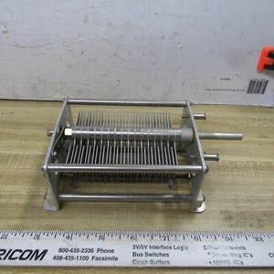 VARIABLE CAPACITOR TRANSMITTING 250 pF 24 to 255 pF 360 rotation 1/4in shaft - Picture 1 of 5