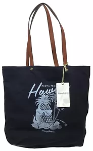 Bolso de Mano Tommy Bahama para Mujer Nuevo con Etiquetas, Azul Marino, Precio de Venta sugerido por el fabricante: $148.00, Herrajes en Tono Dorado - Imagen 1 de 5