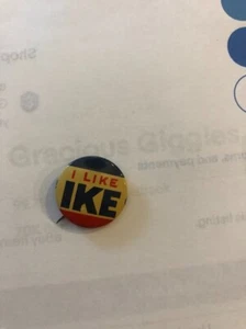 VINTAGE MI PIACE IKE PINBACK 3/4" - Foto 1 di 2