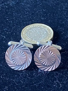 Vintage silver tone diamond cut cufflinks - round - Picture 1 of 3