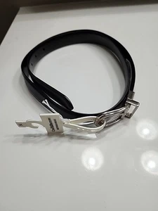 Cinturón de cuero Croft&Barrow reversible azul marino/negro para mujer mediano - Imagen 1 de 3