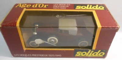 Solido 1/43 Scale Metal Model - SO222 CORD L 29 80 RED/GREY - Bild 1 von 2
