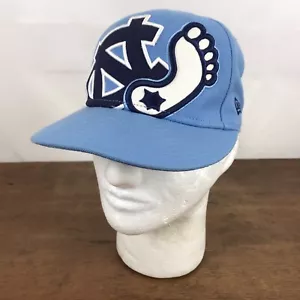 New Era UNC Carolina del Norte Tarheels NCAA Mezcla de Lana Gorra Azul Claro Talla 7 - Imagen 1 de 8