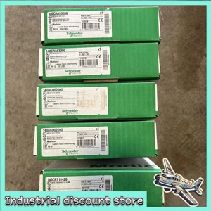 NUEVO 140CRA93200 Nuevo Sellado Modicon RIO HEAD Módulo 140-CRA-932-00 140CRA93200 - Imagen 1 de 1