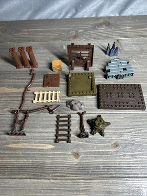 Mega Bloks Dragon Warrior Trap Door & Various Columns, Wood, Ladders Lot - Image 1 of 4