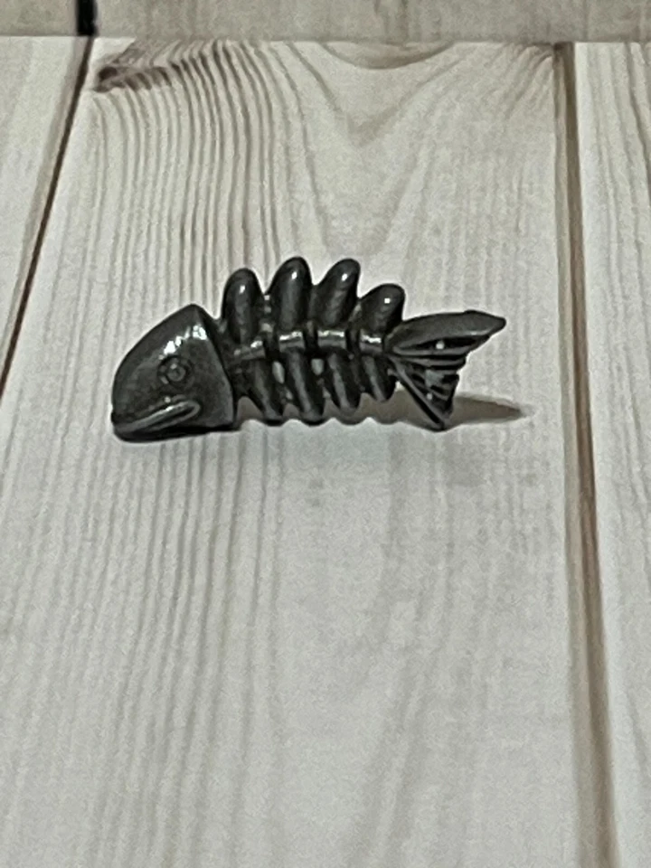 Monopoly - Cubo de basura 2020 niños repuesto ficha "huesos de pez" Foto 1 de 1