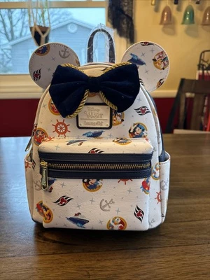 Mini Mochila Disney Cruise Line Wish Inaugural Voyage Loungefly NUEVA Foto 1 de 4