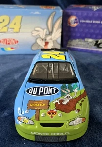 Jeff Gordon 2002 #24 DuPont Looney Tunes Rematch 1:24 Diecast Car - Picture 1 of 15