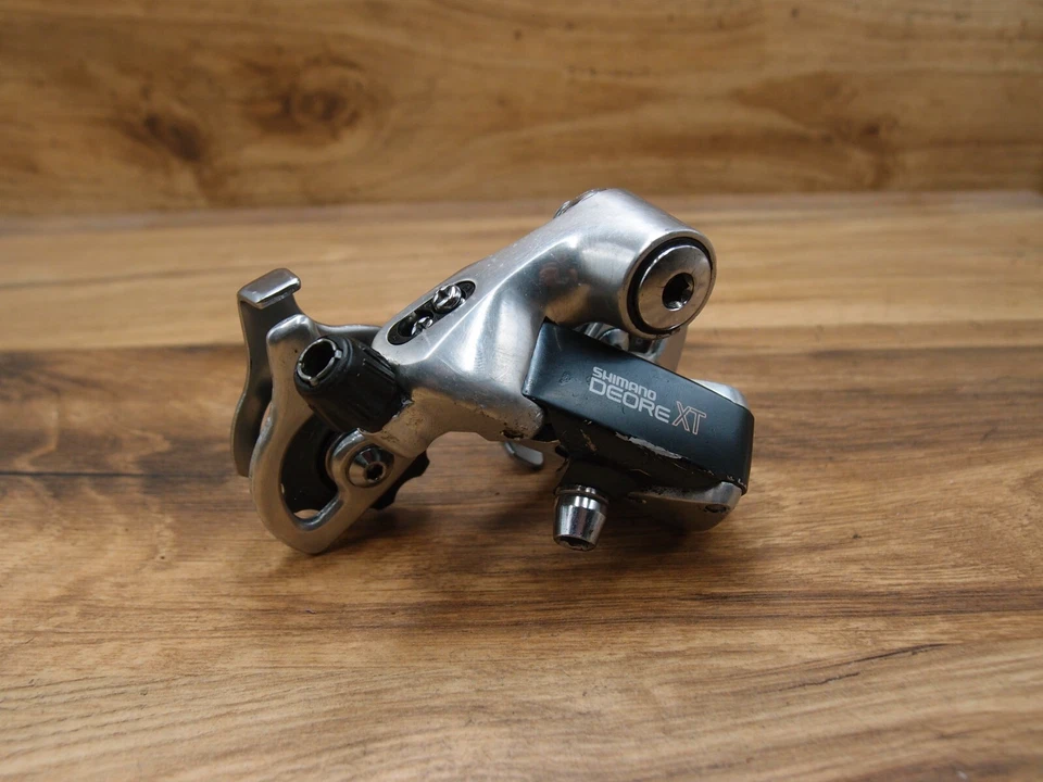 1991 MTB задний переключатель Shimano Deore XT RD-M735 VIA Японии короткая клетка 7 скоростей - Изображение 1 из 4