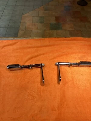 HARLEY DAVIDSON FOWARD HIGWAY CLAVIJA MONTAJES DYNA Foto 1 de 4