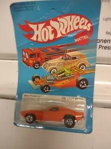 Hot Wheels Dixie Challenger unpunched on Blister pack Maßstab 1:64 mit Pro Pack - Bild 1 von 6