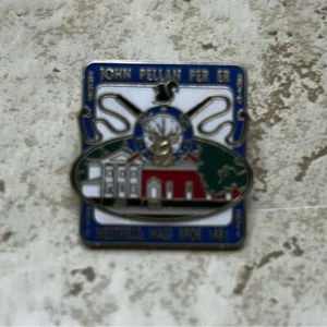 John pellan per ER Westfield MA broe 1482 vintage square lapel pin Collect - Picture 1 of 4